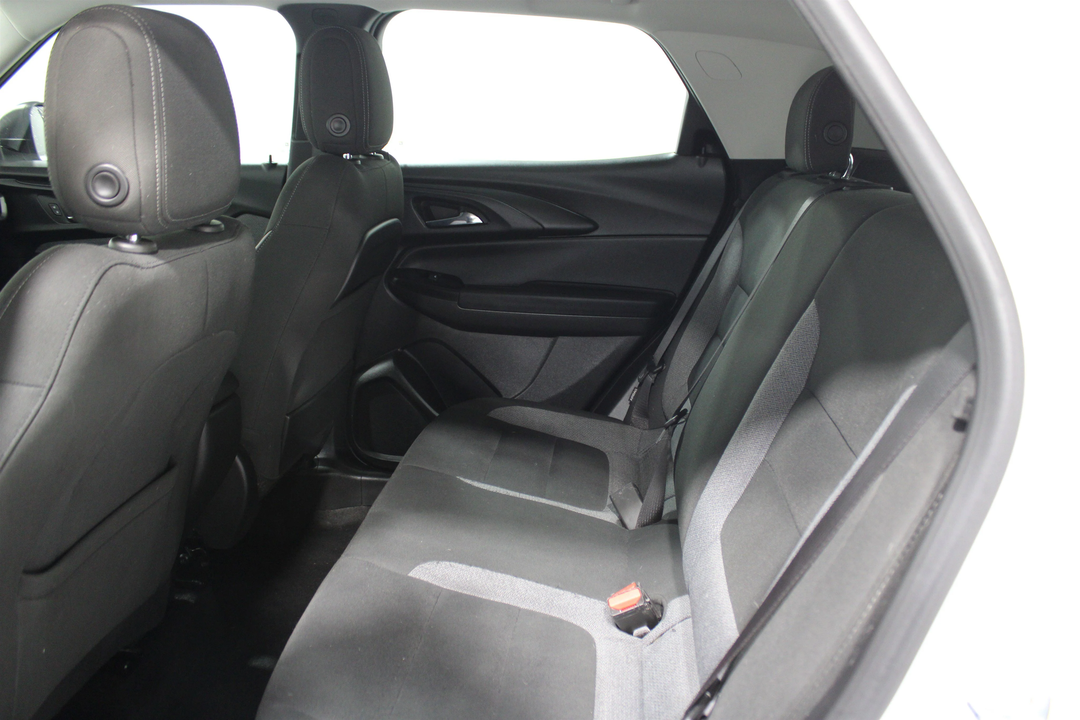 2023 Chevrolet TrailBlazer LS - Photo 20