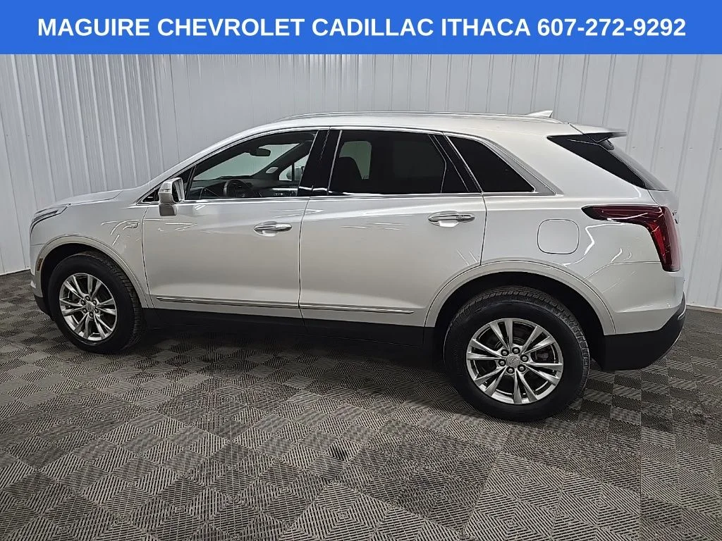 Used 2020 Silver Cadillac Premium Luxury image 4