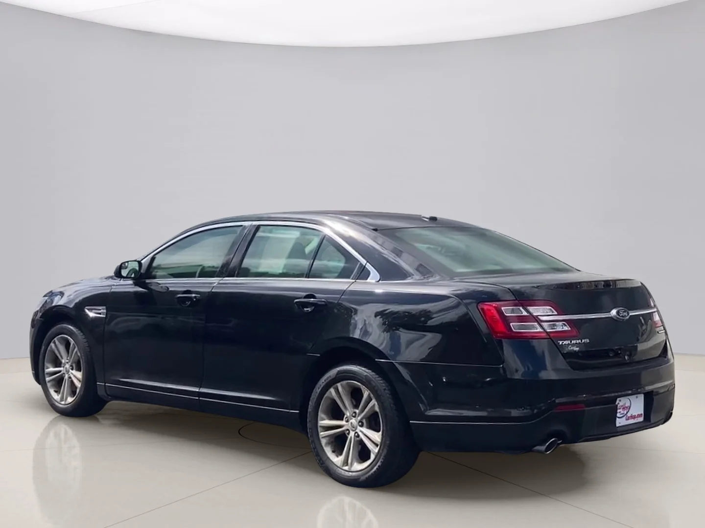 Used 2019 Black Ford SE image 3