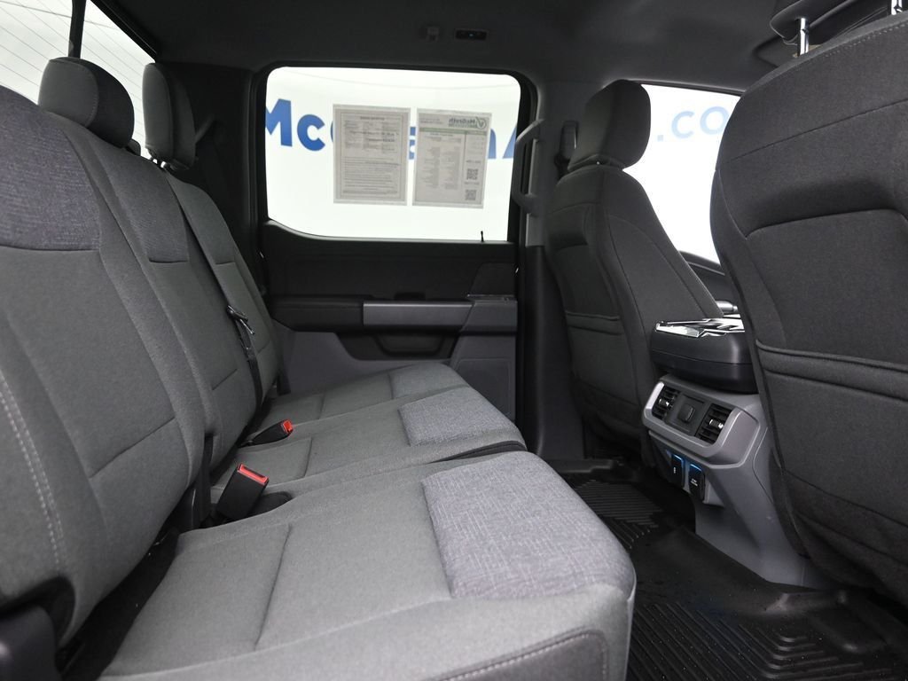 Used 2024 Black Ford XLT image 11