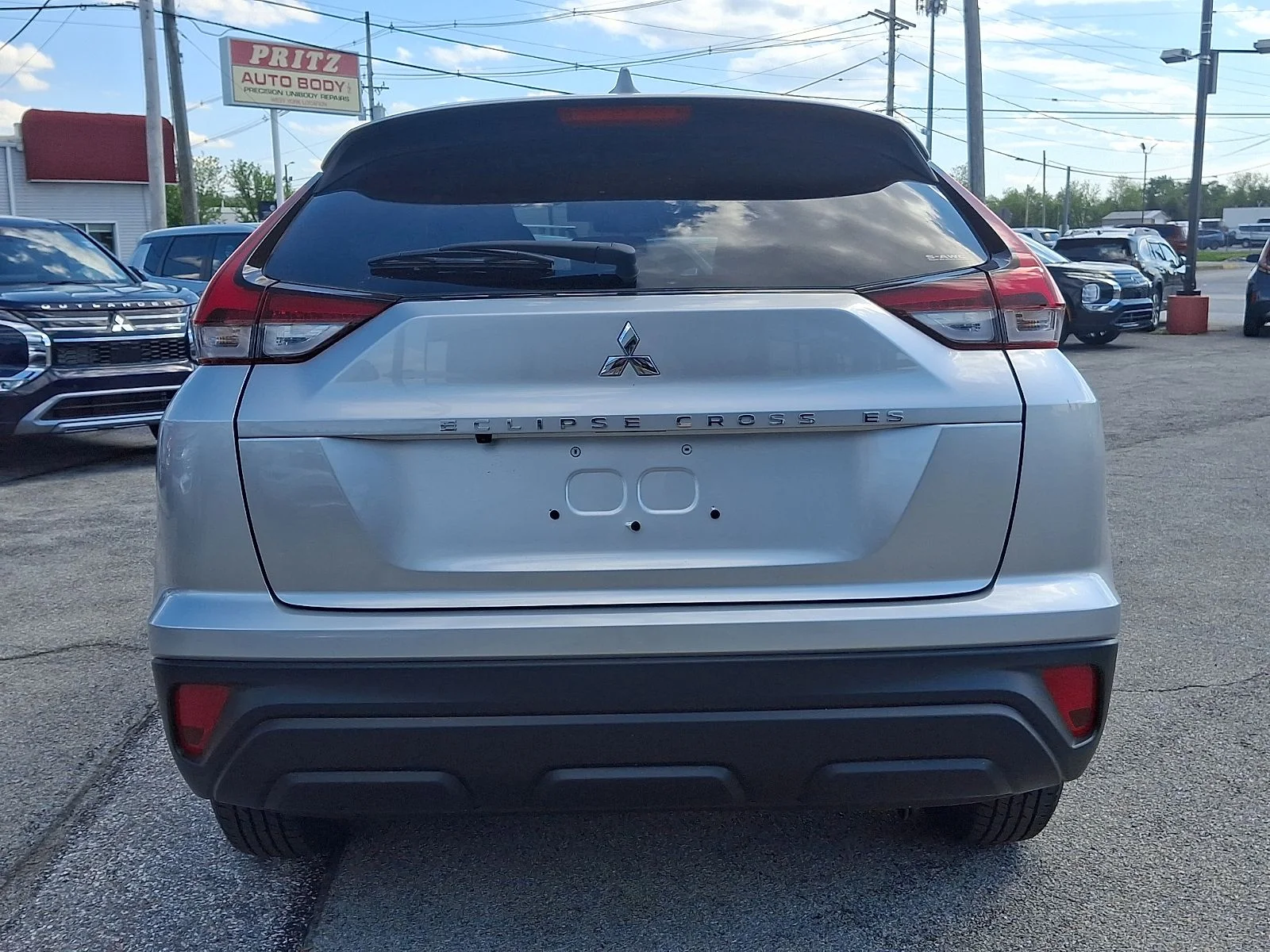 New 2026 Silver Mitsubishi ES image 6