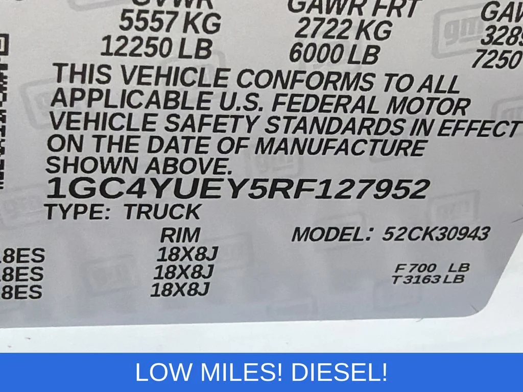 Used 2024 White Chevrolet LTZ image 31