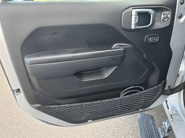 Used 2023 Silver Jeep Sport S image 23
