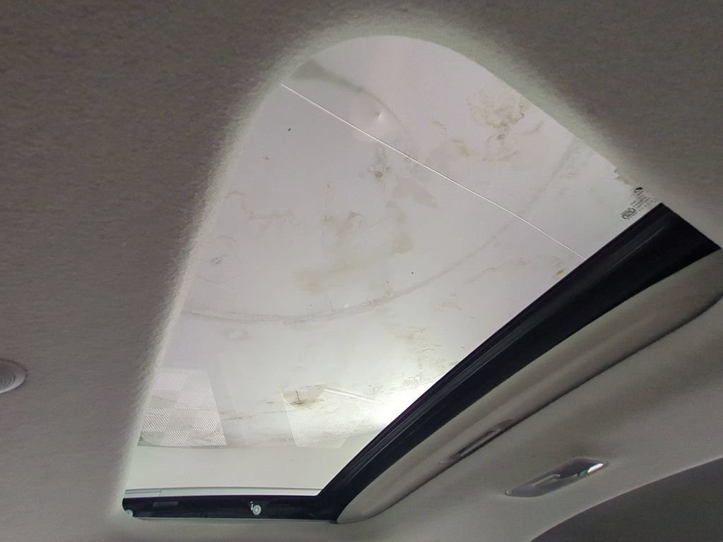 2025 Hyundai Venue SEL - Photo 29
