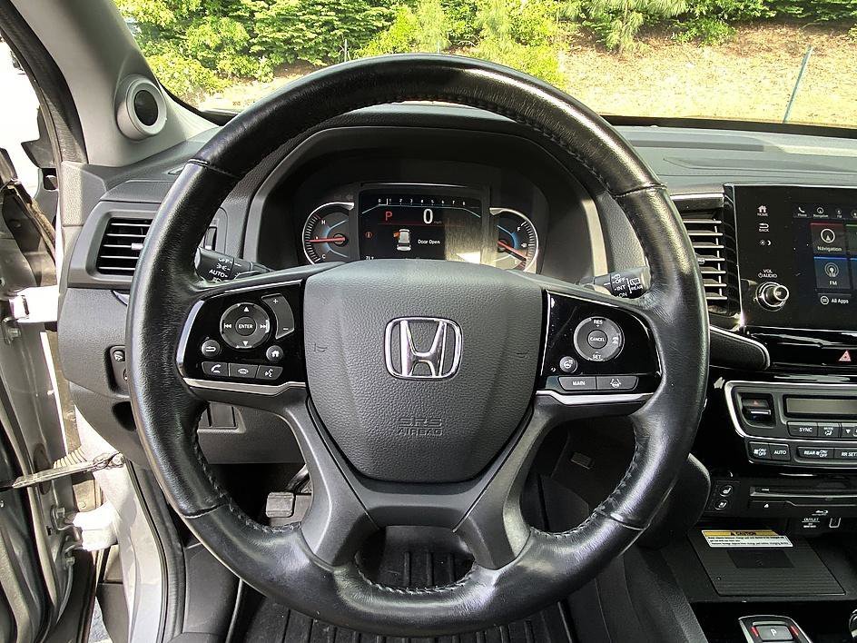 Used 2020 Silver Metallic Honda Elite image 12