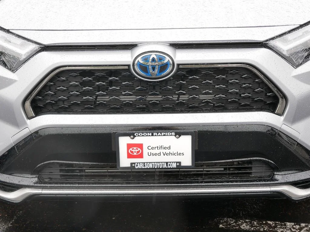 2023 Toyota RAV4 XSE - Photo 9