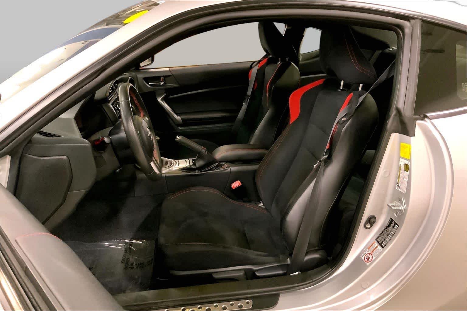 Used 2013 Argento Scion  image 6
