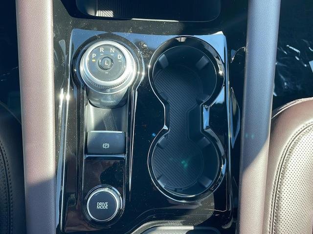 New 2026 Carbonized Gray Metallic Ford Platinum™ image 20