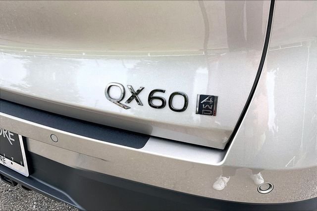 Used 2026 Black INFINITI Autograph image 8