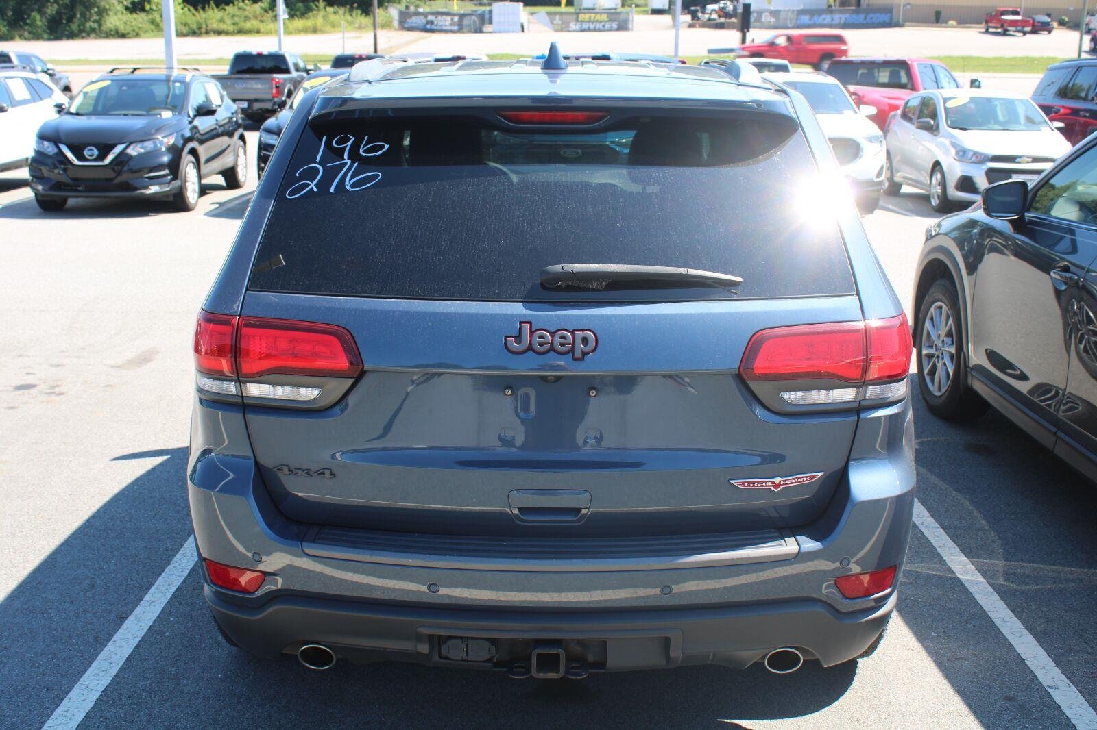 Used 2020 Slate Blue Pearlcoat Jeep Trailhawk image 5