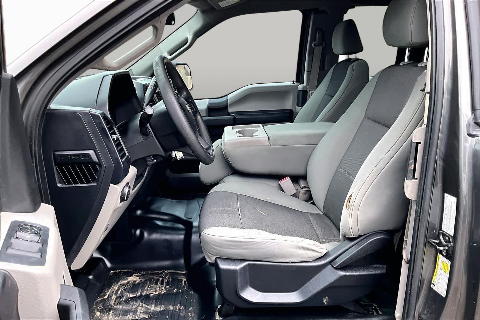 Used 2015 Magnetic Metallic Ford XL image 8