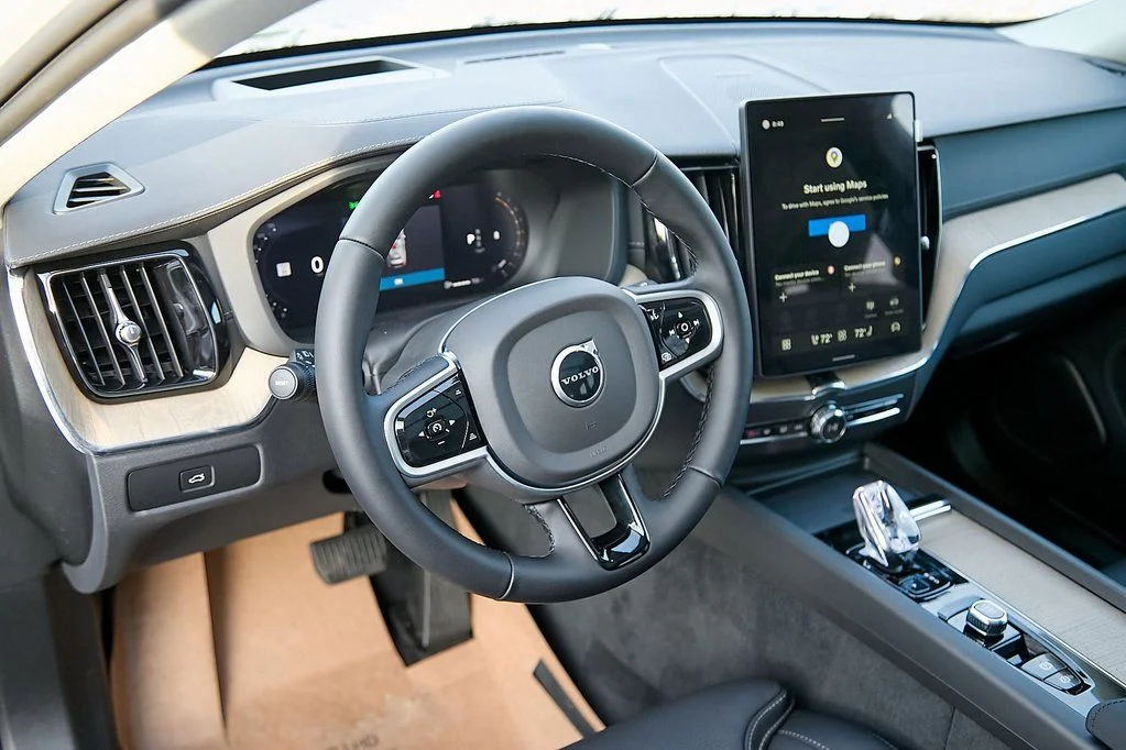 New 2026 Vapour Grey Volvo Ultra image 15