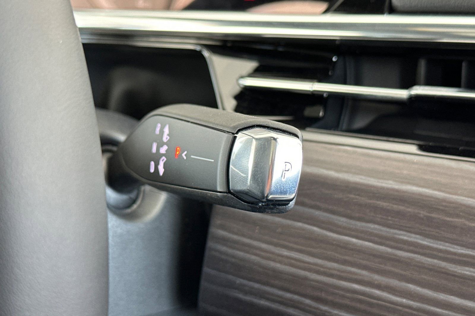 2025 GMC Sierra EV Denali - Photo 22