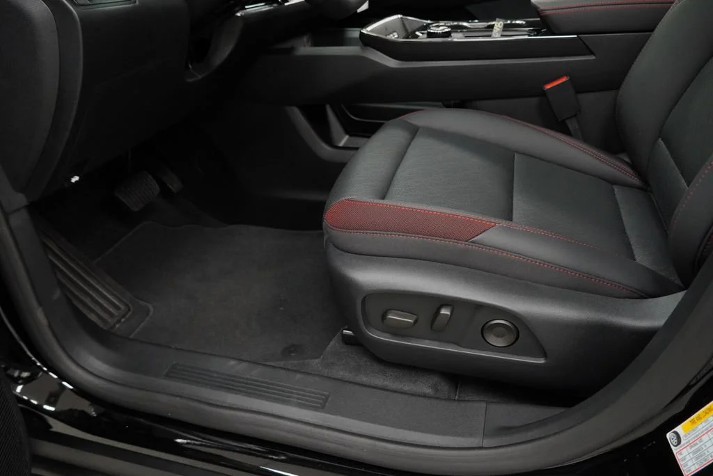 2027 Chevrolet Equinox RS - Photo 25