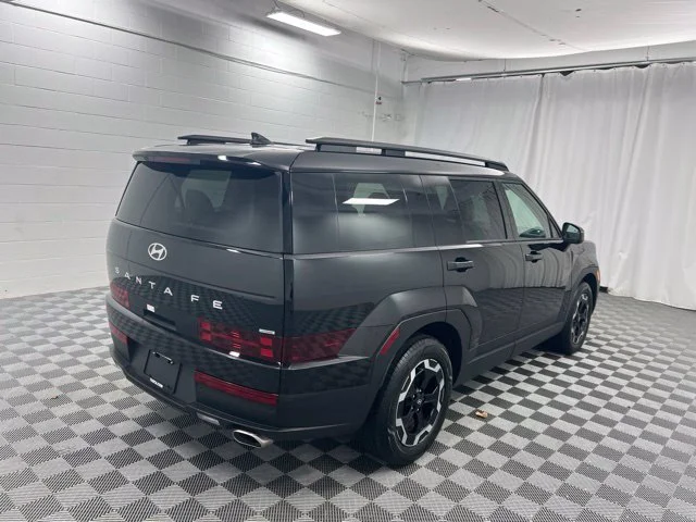Used 2026 Black Hyundai SEL image 5