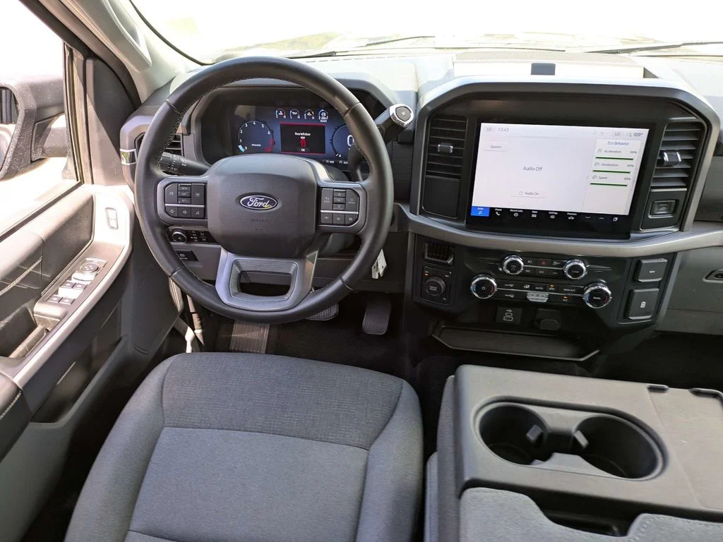 Used 2025 Gray Ford XLT image 15
