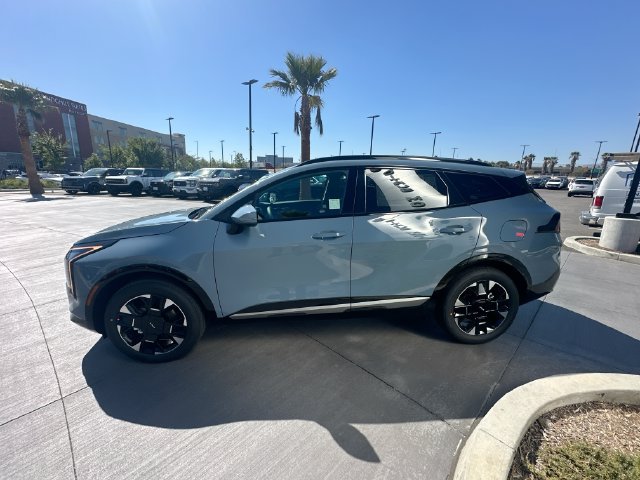 New 2027 Heritage Blue Kia SX Prestige image 4