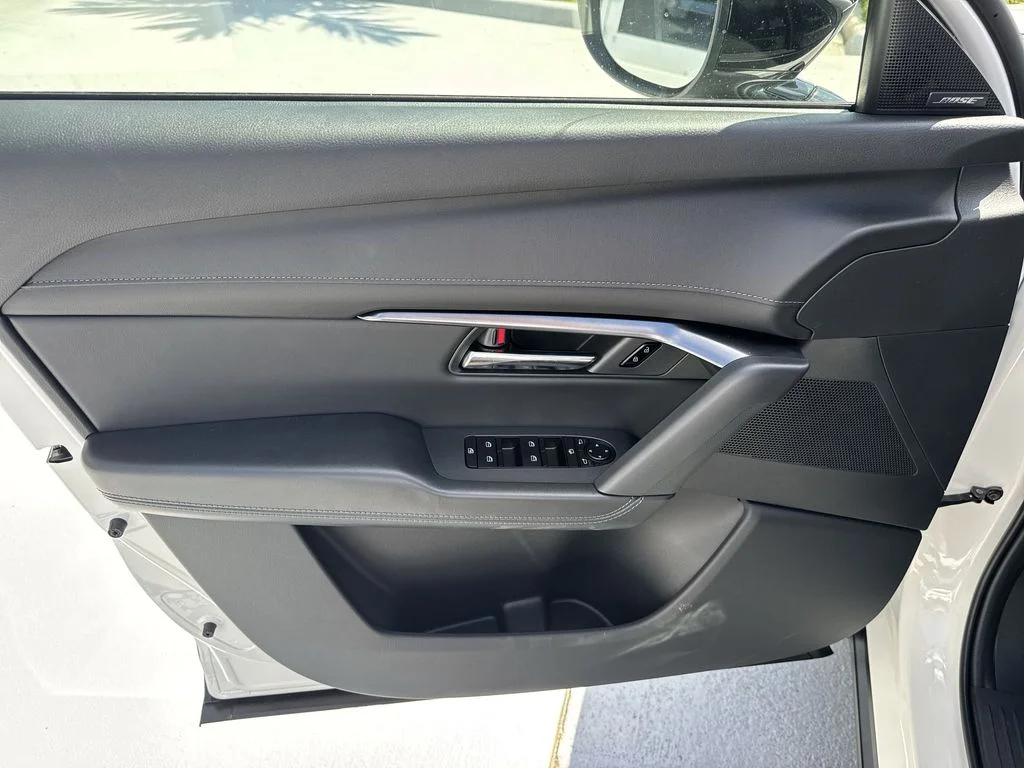New 2026 White Metallic Mazda 2.5 S Premium Plus AWD image 39