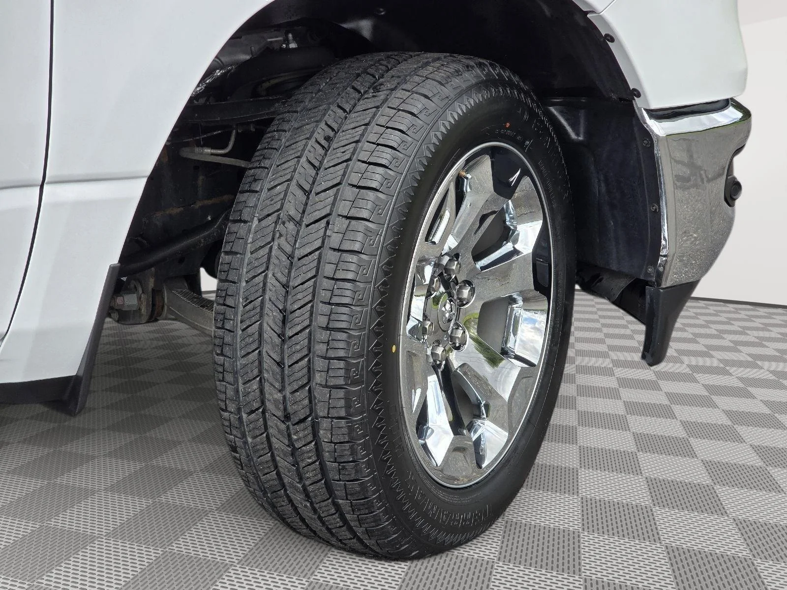 Used 2022 Bright White Clearcoat Ram Big Horn image 10