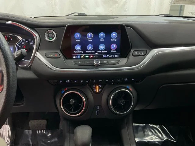 Used 2022 Silver Chevrolet LT image 17