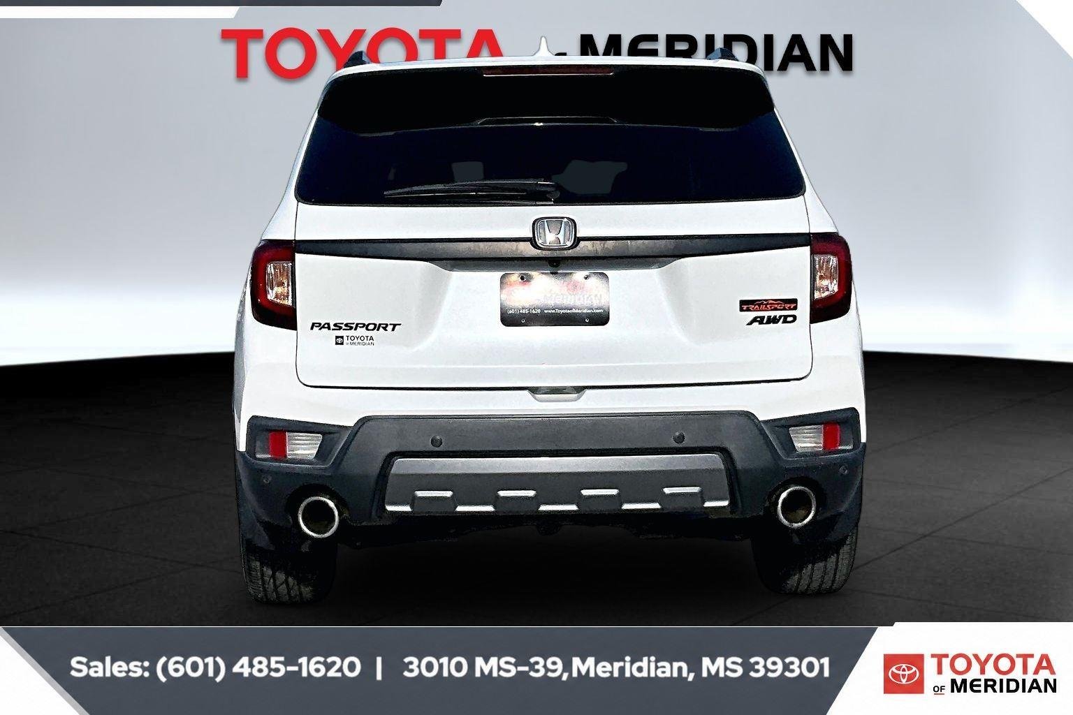 Used 2022 Platinum White Pearl Honda TrailSport image 4