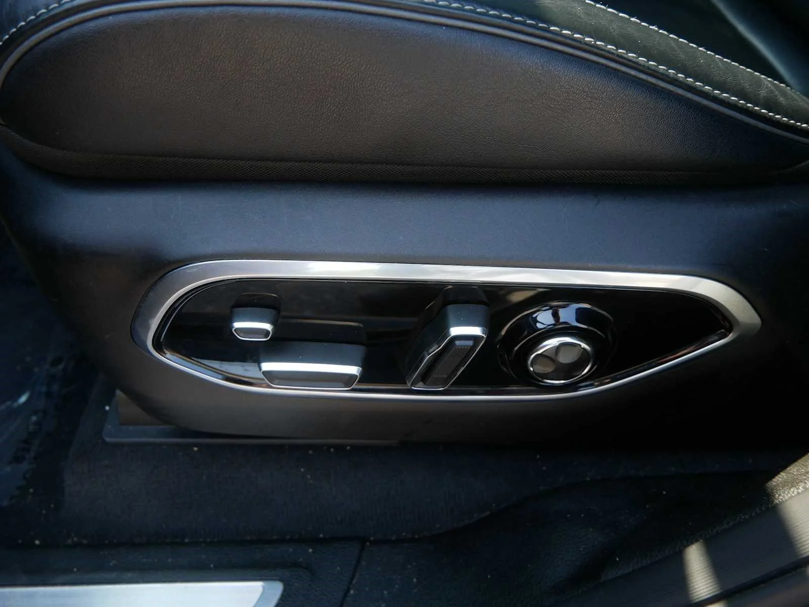 2024 Jeep Grand Cherokee L Overland - Photo 25
