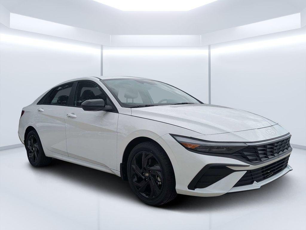 New 2026 White Hyundai SEL Sport image 1
