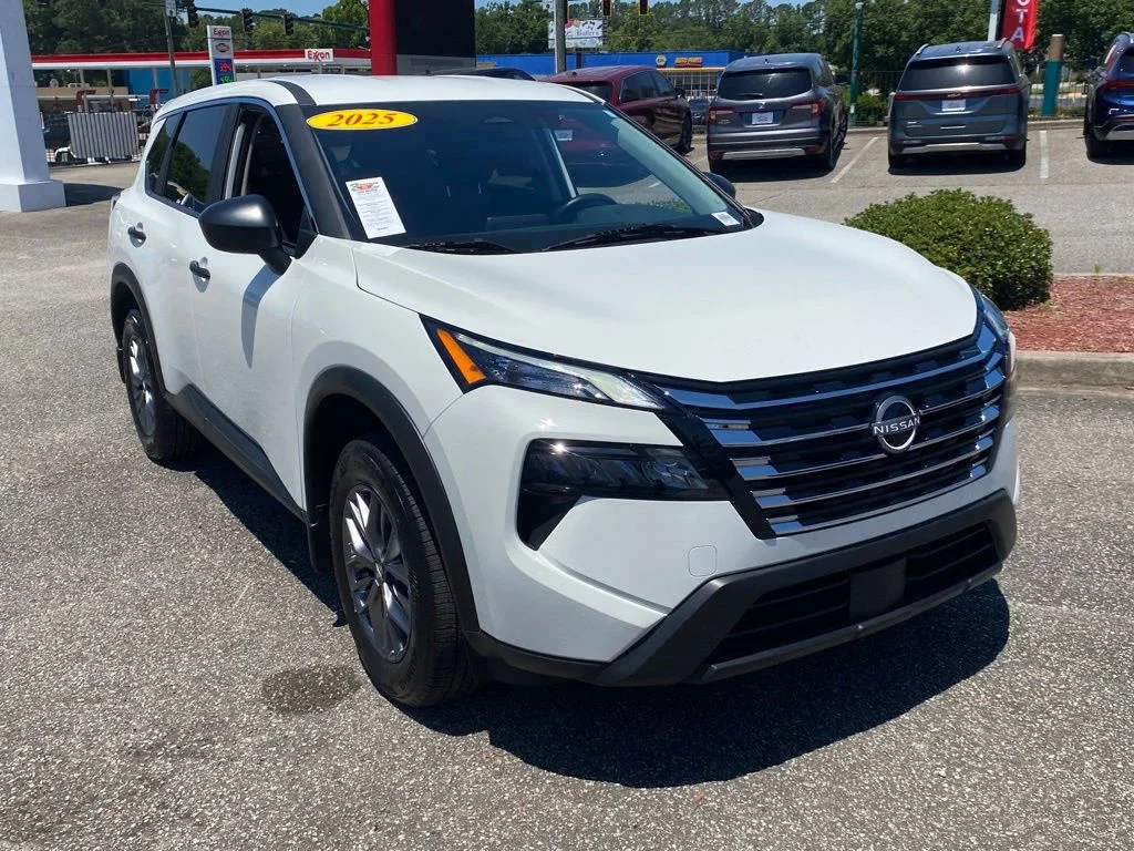 Used 2025 White Nissan S image 1