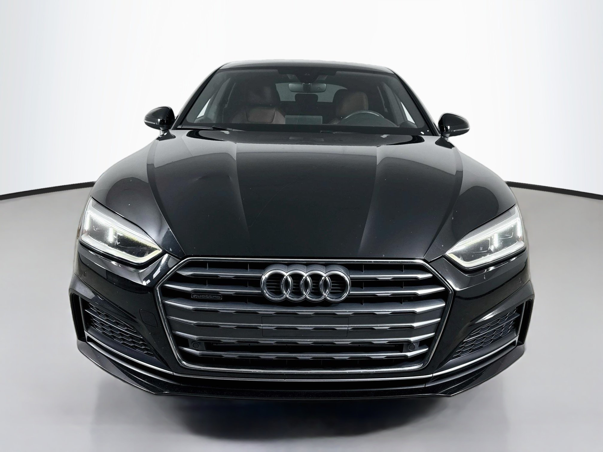 Used 2019  Audi Premium Plus image 2