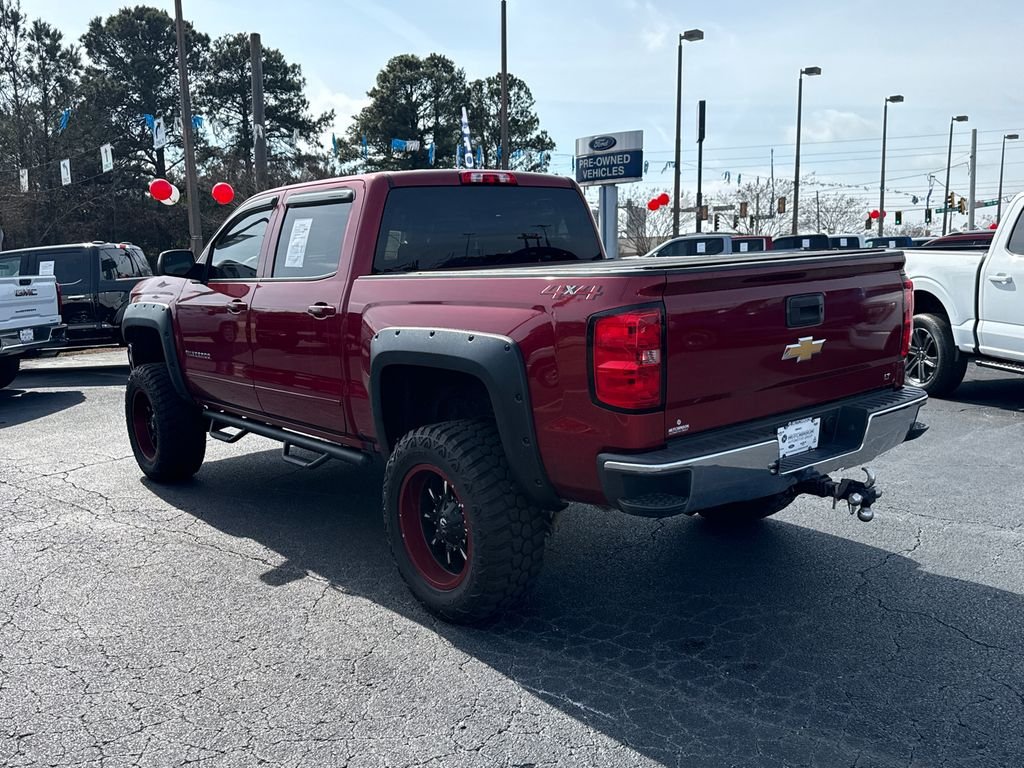 Used 2018 Red Chevrolet LT image 5
