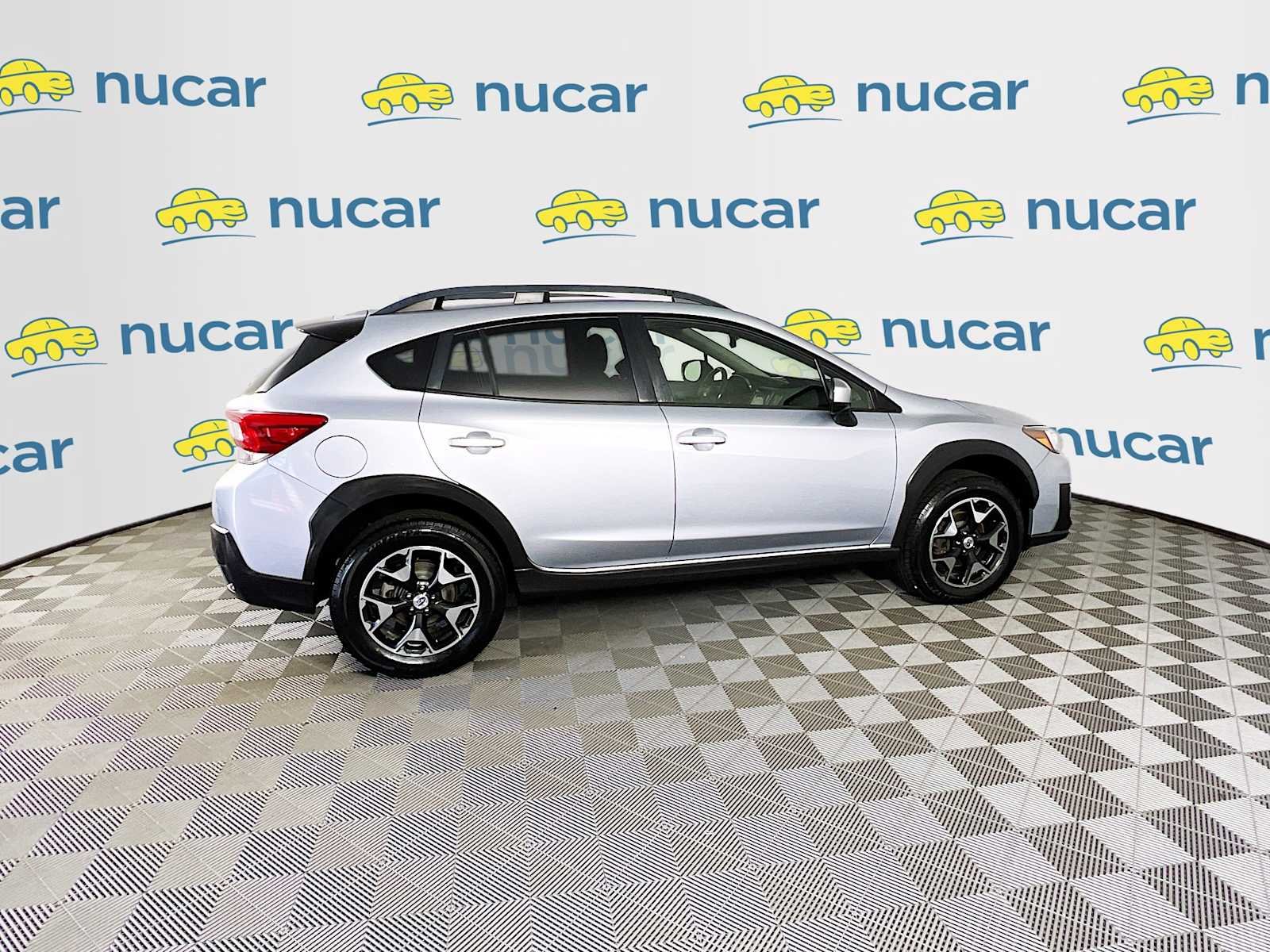 Used 2018 Ice Silver Metallic Subaru Premium image 8