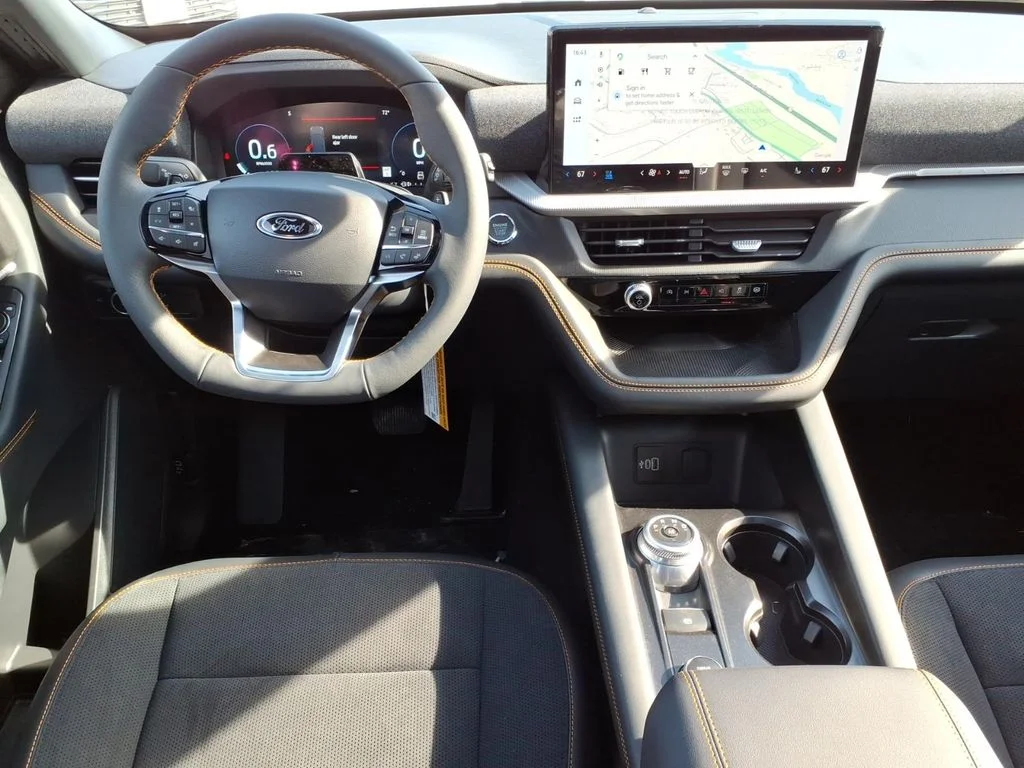 New 2026 Star White Metallic Tri-Coat Ford Tremor image 16