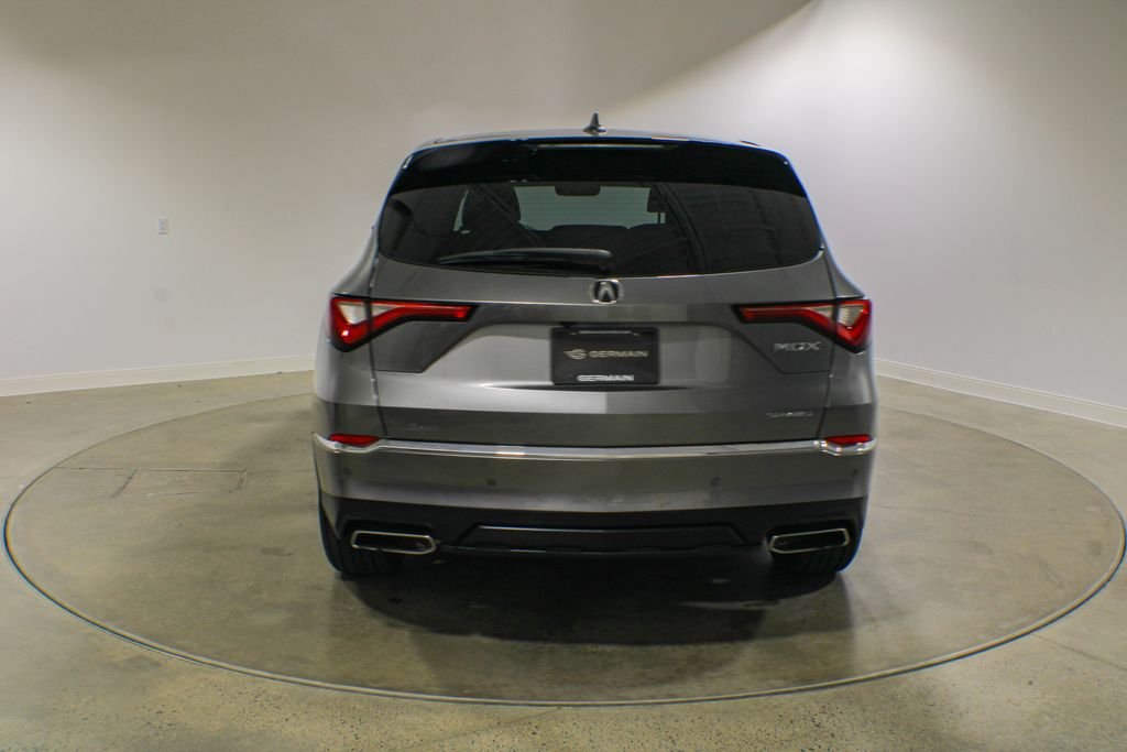 Used 2023 Liquid Carbon Metallic Acura Technology image 5