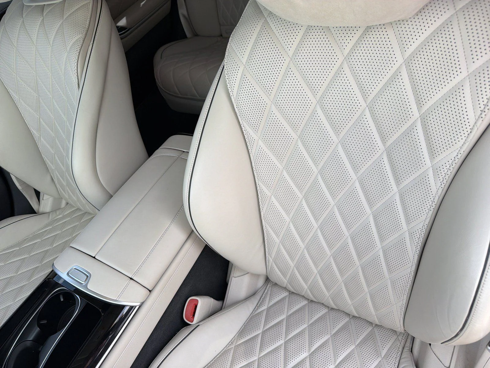Used 2022  Mercedes-Benz S 580 image 23