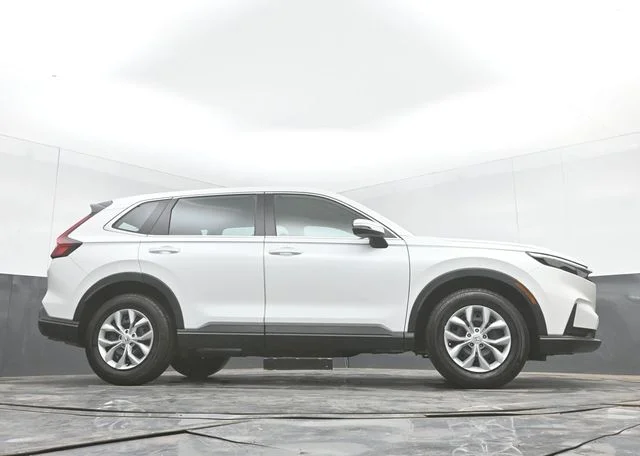 Used 2023 White Honda LX image 46
