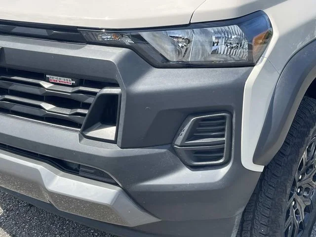 Used 2026 White Chevrolet Trail Boss image 9