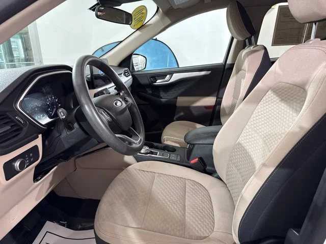 Used 2020 White Ford SE image 17