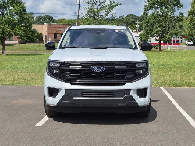 Used 2025 Silver Ford Active image 16