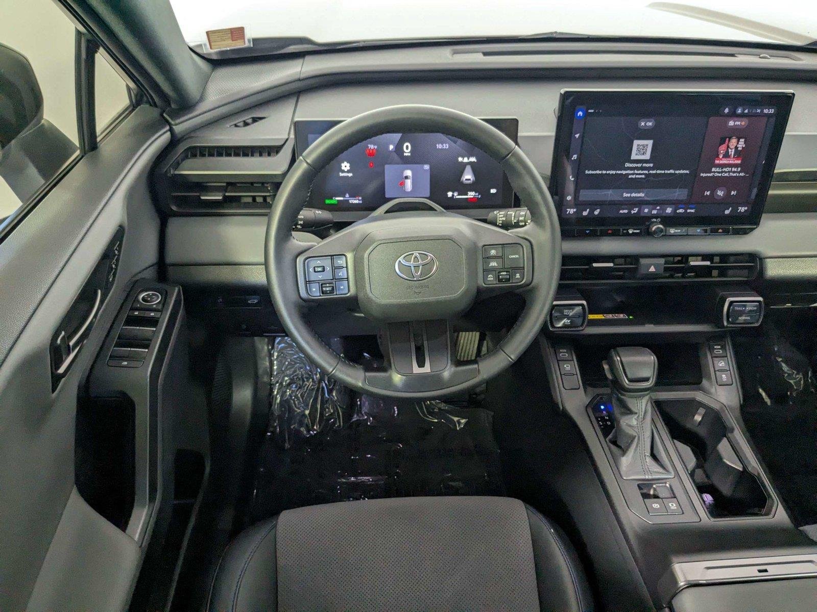 Used 2026 Meteor Shower w/Midnight Black Metallic Roof Toyota XSE image 38