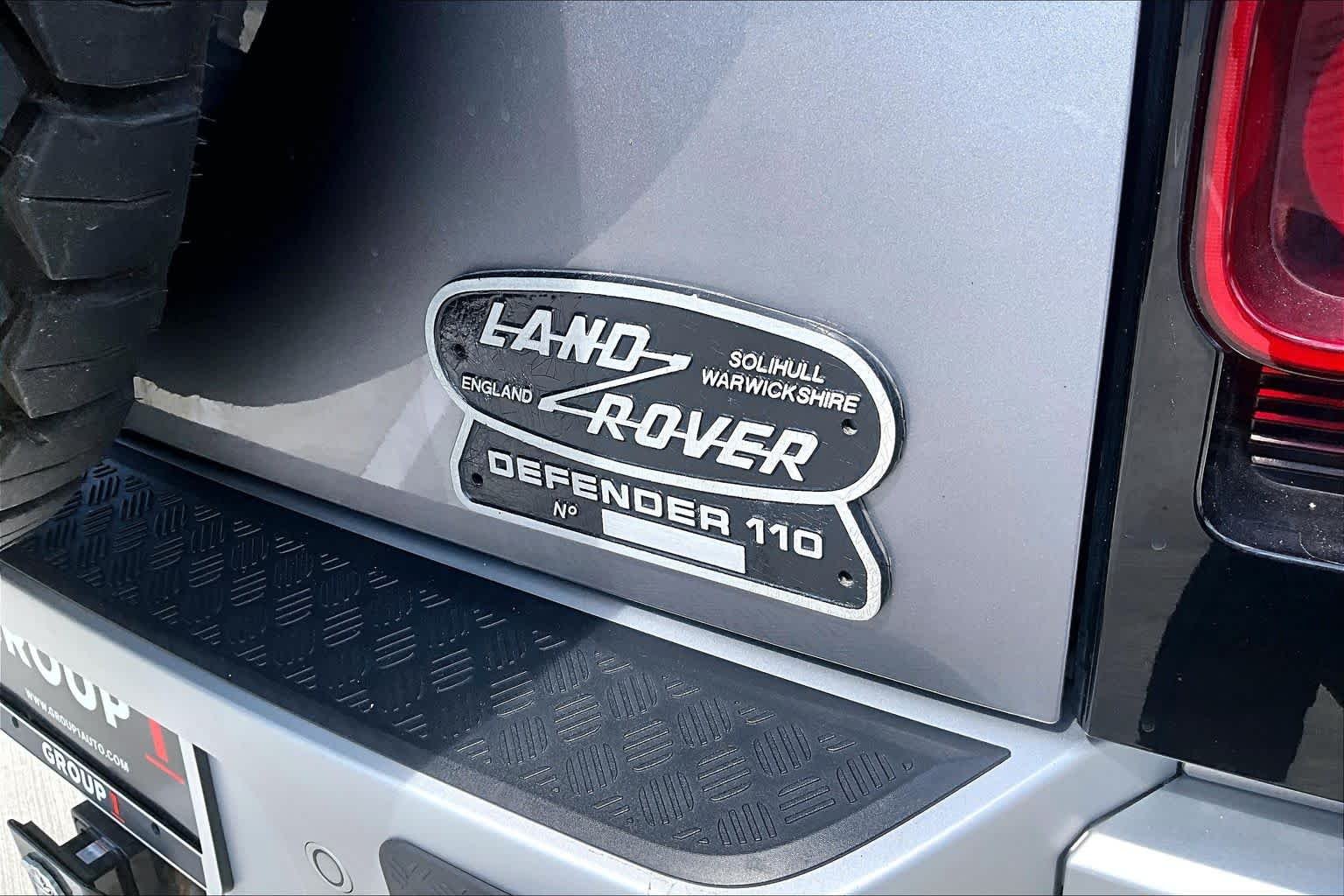 Used 2020 Eiger Grey Metallic Land Rover HSE image 29