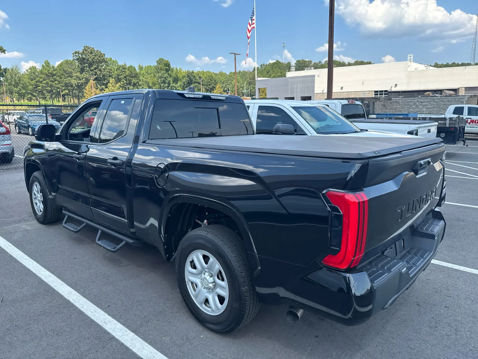 Used 2023 Toyota Tundra SR with VIN 5TFKB5AA3PX029517 for sale in Little Rock