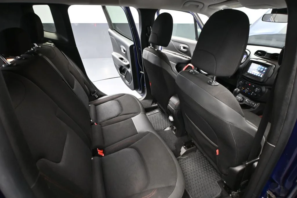 Used 2020 Blue Jeep Trailhawk image 42