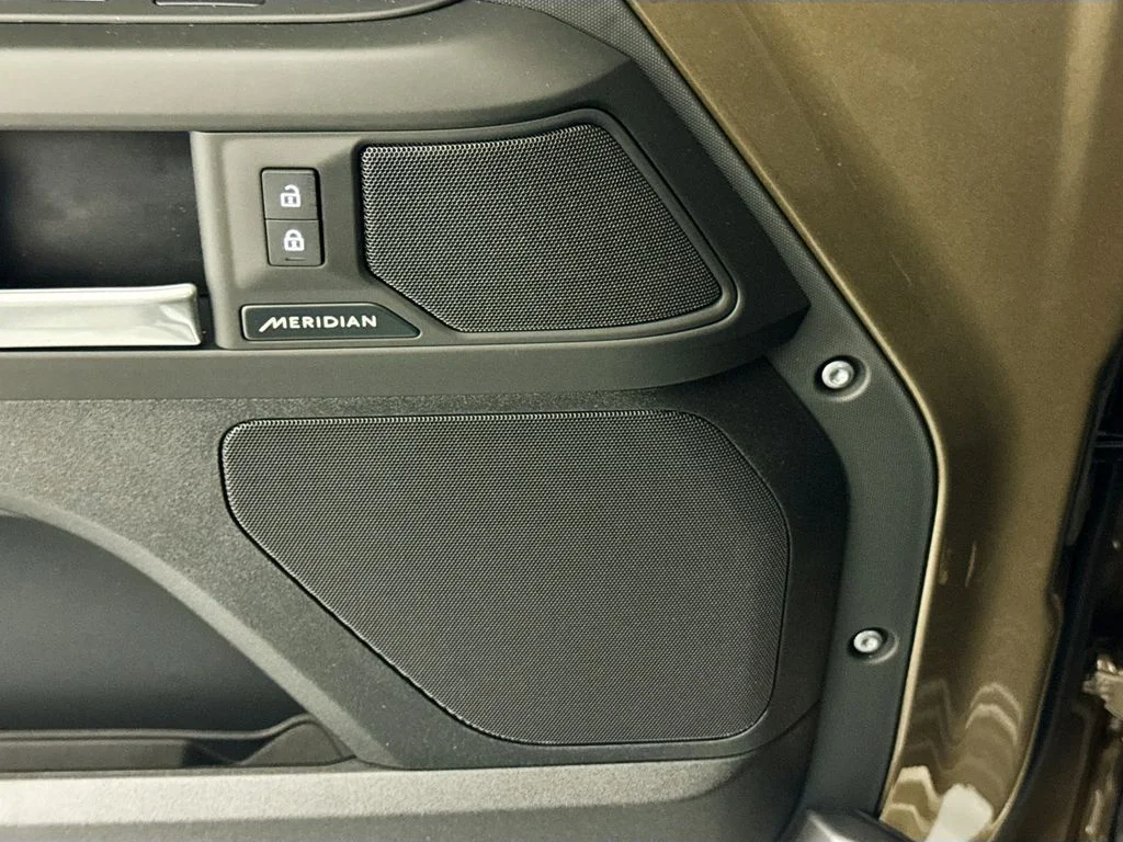 New 2026 Gondwana Stone Land Rover S image 17