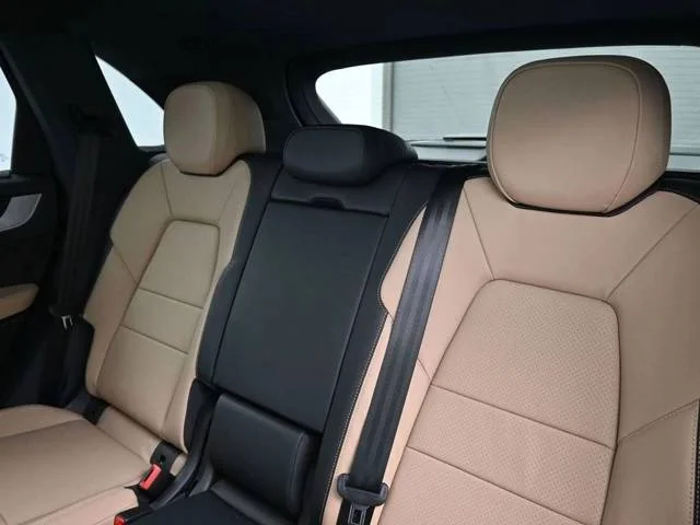 2026 Porsche Cayenne Base - Photo 6