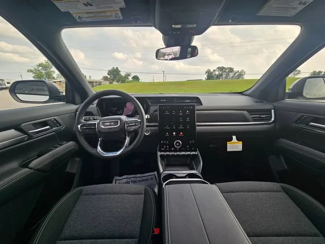 New 2027 Summit White GMC Elevation image 12