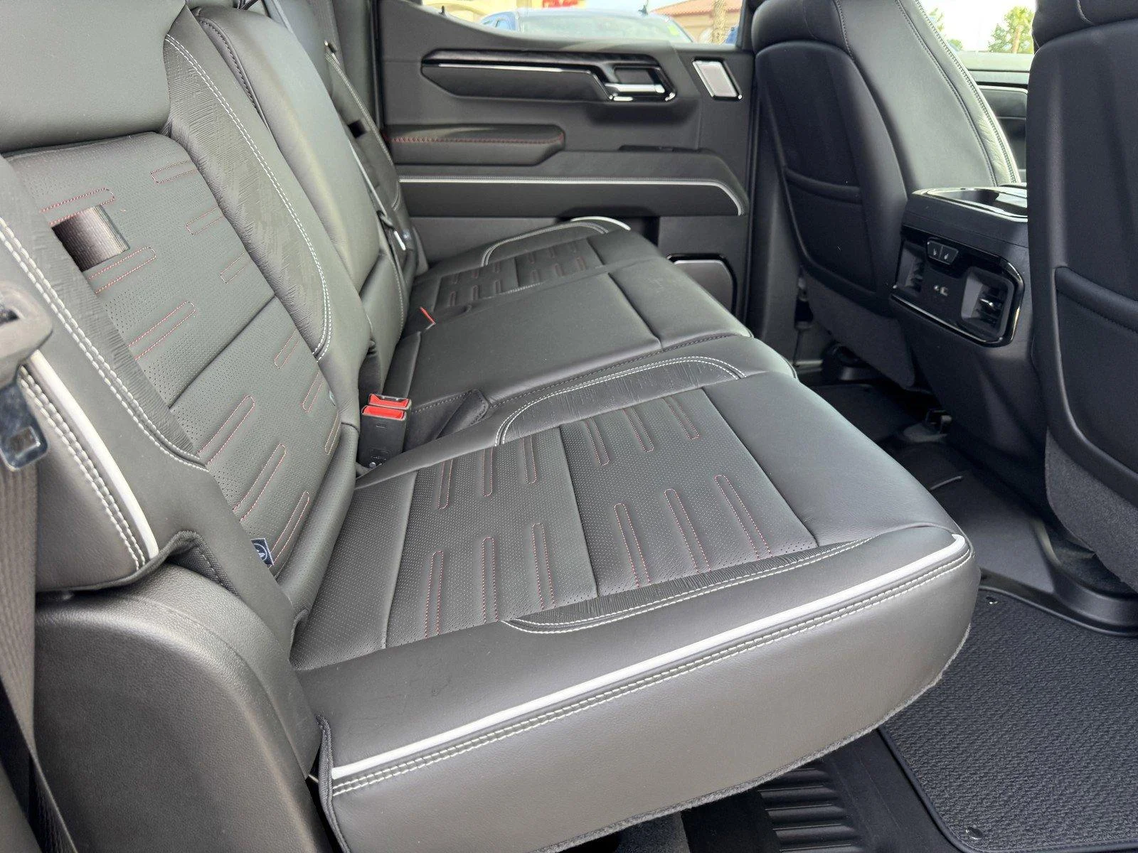 New 2026 TITANIUM RUSH METALLIC GMC AT4X image 10
