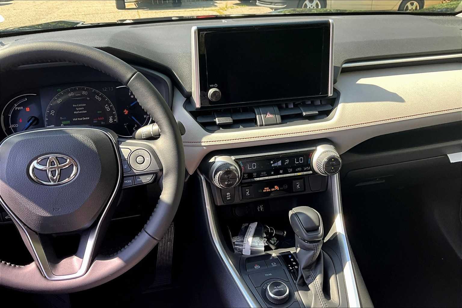 Used 2025 Magnetic Gray Metallic Toyota Hybrid XLE image 6