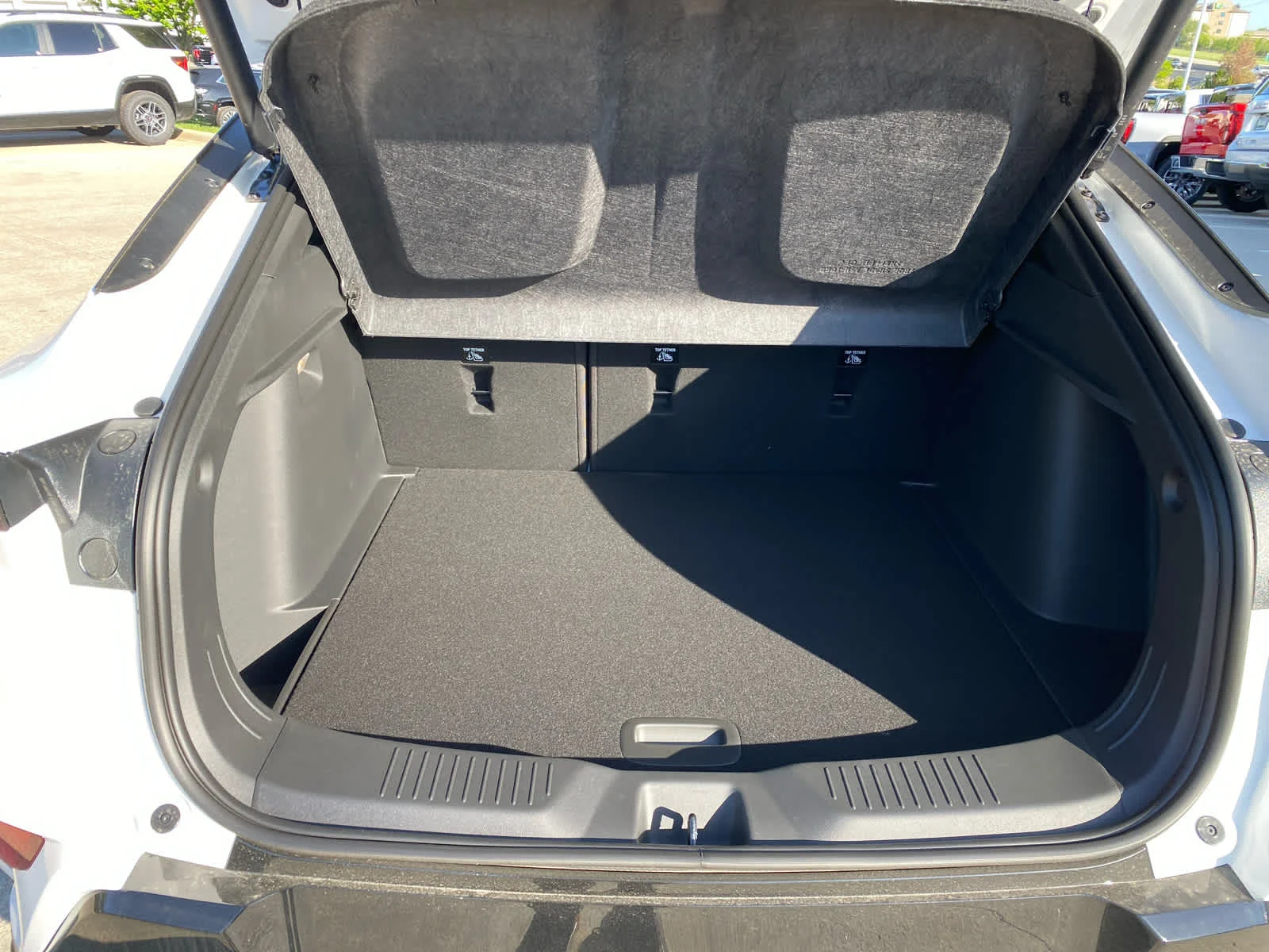 New 2026 Summit White Buick Sport Touring image 28
