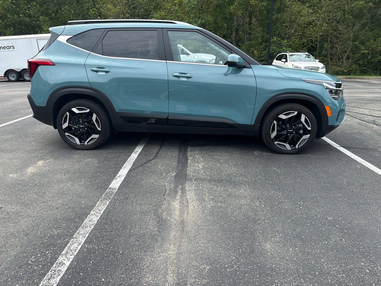 Used 2024 Pluton Blue Kia SX image 5