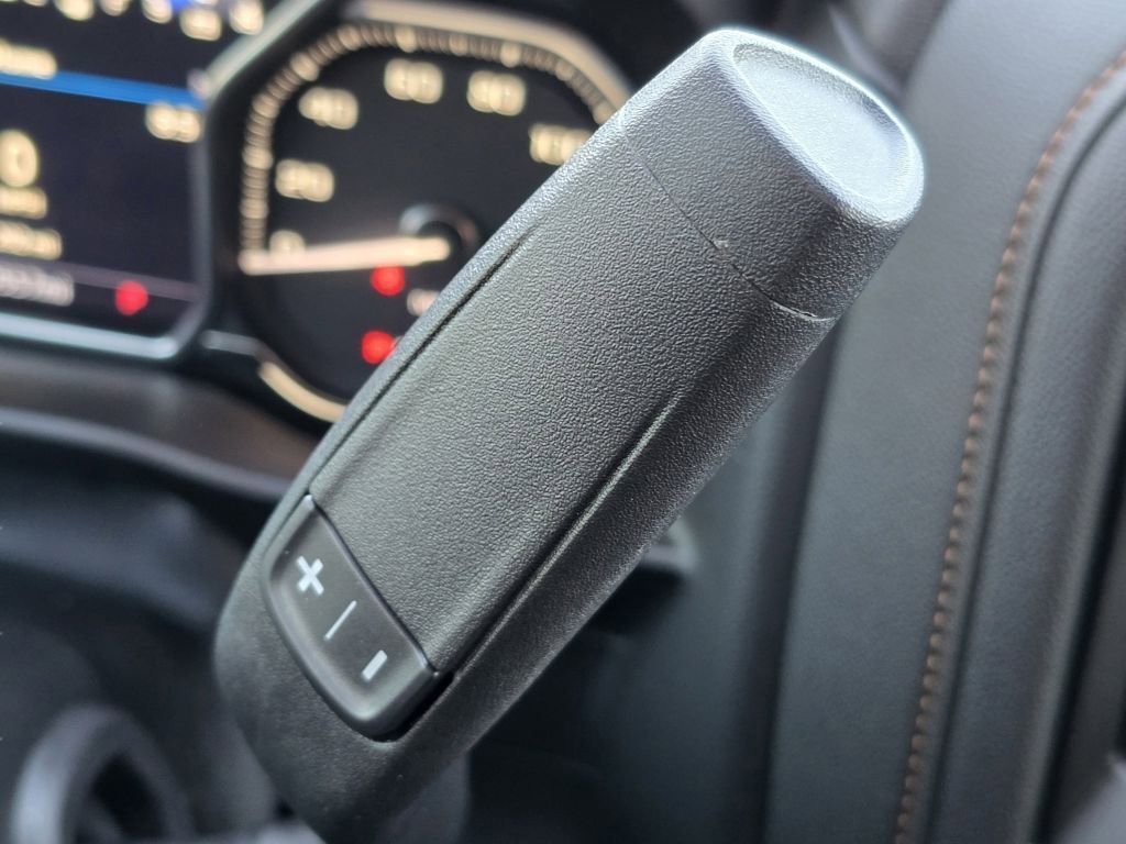 Used 2021 Summit White GMC AT4 image 13